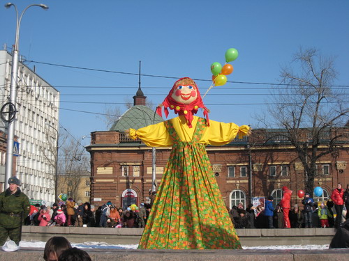 кукла Масленицы в Иркутске